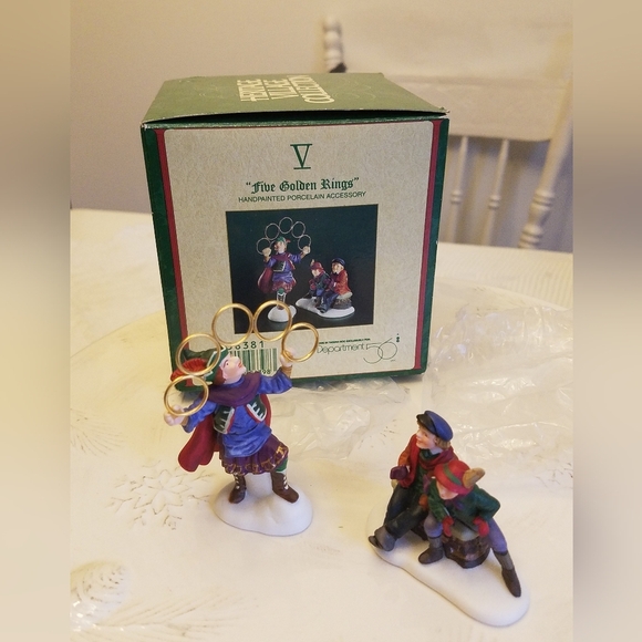 Department 56 V Five Golden Rings Handpainted Porcelain with Box Heritage - Picture 1 of 9